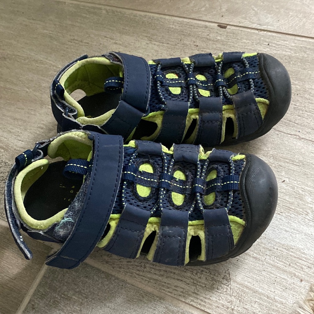 Boys water all weather shoes sandals